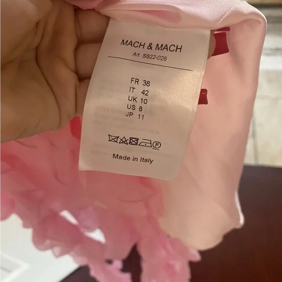 MACH & MACH Pink Ruffled Sexy Sillhoette Dress Size 4-6 Euro 42